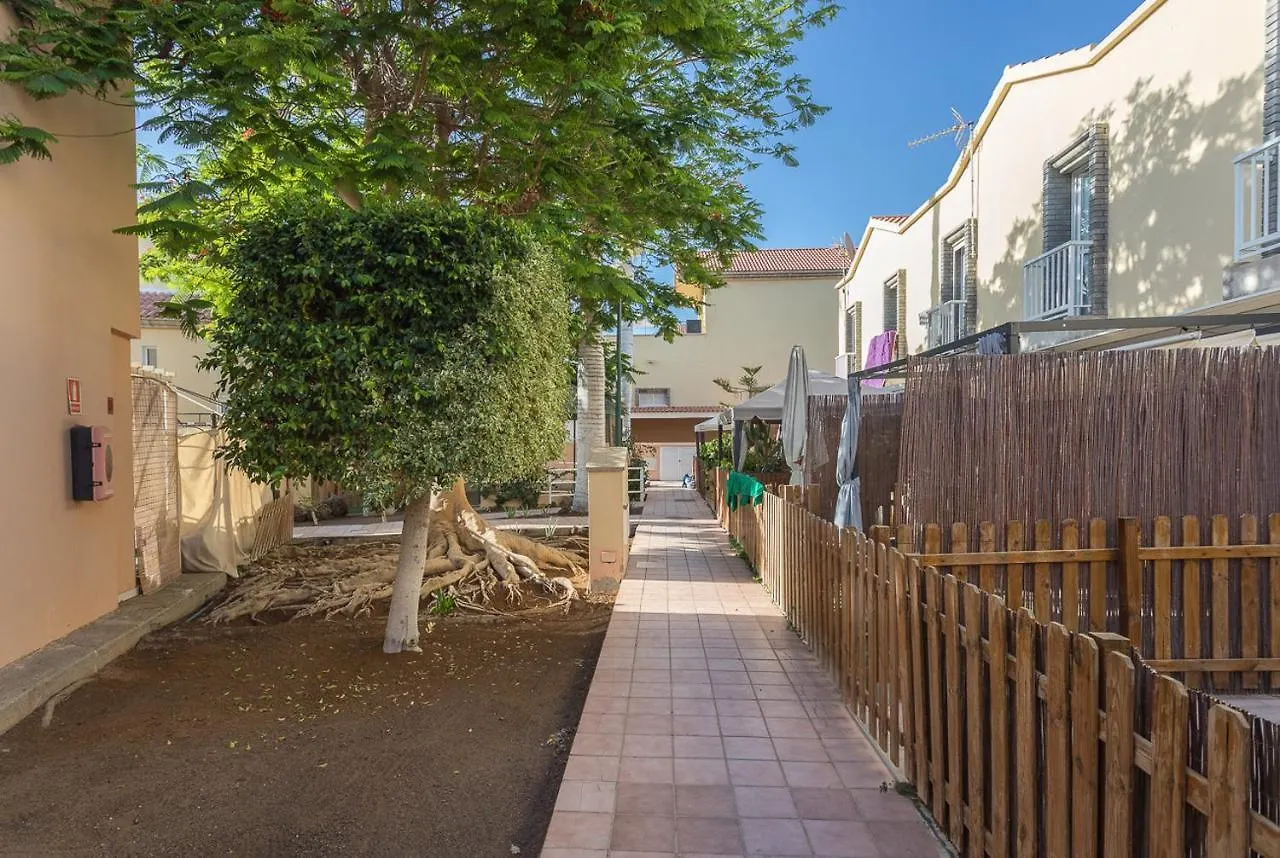 Flatguest - Green Oasis Ferly'S Piscina En Reformas Βίλα Μασπαλόμας 0*,  Ισπανία